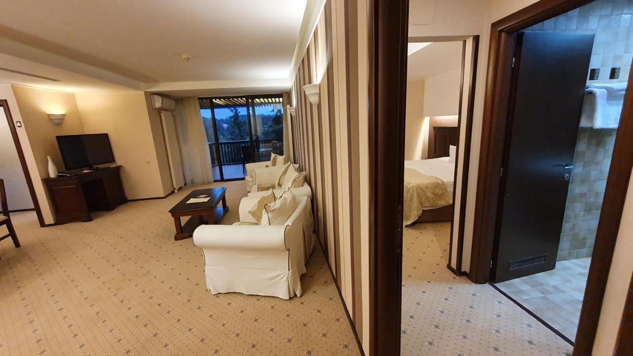 Apartament 2706 Alpin Resort, Etaj 7, Poiana Brasov Bagian luar foto