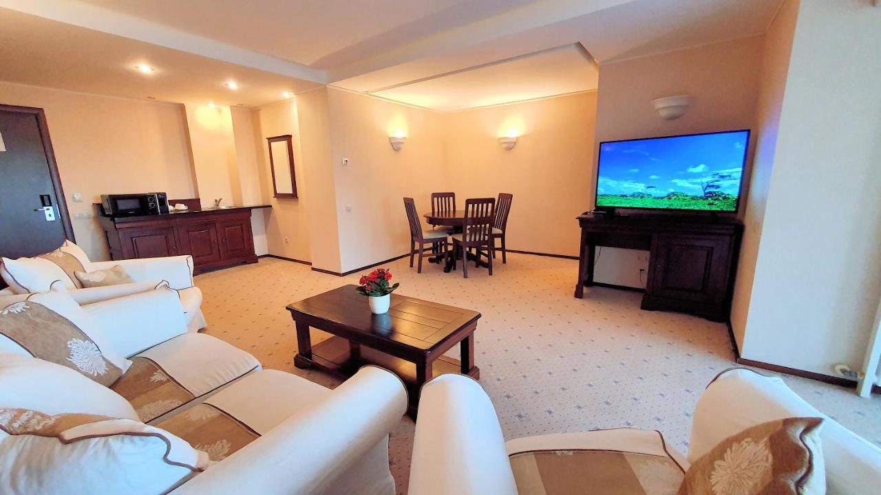 Apartament 2706 Alpin Resort, Etaj 7, Poiana Brasov Bagian luar foto