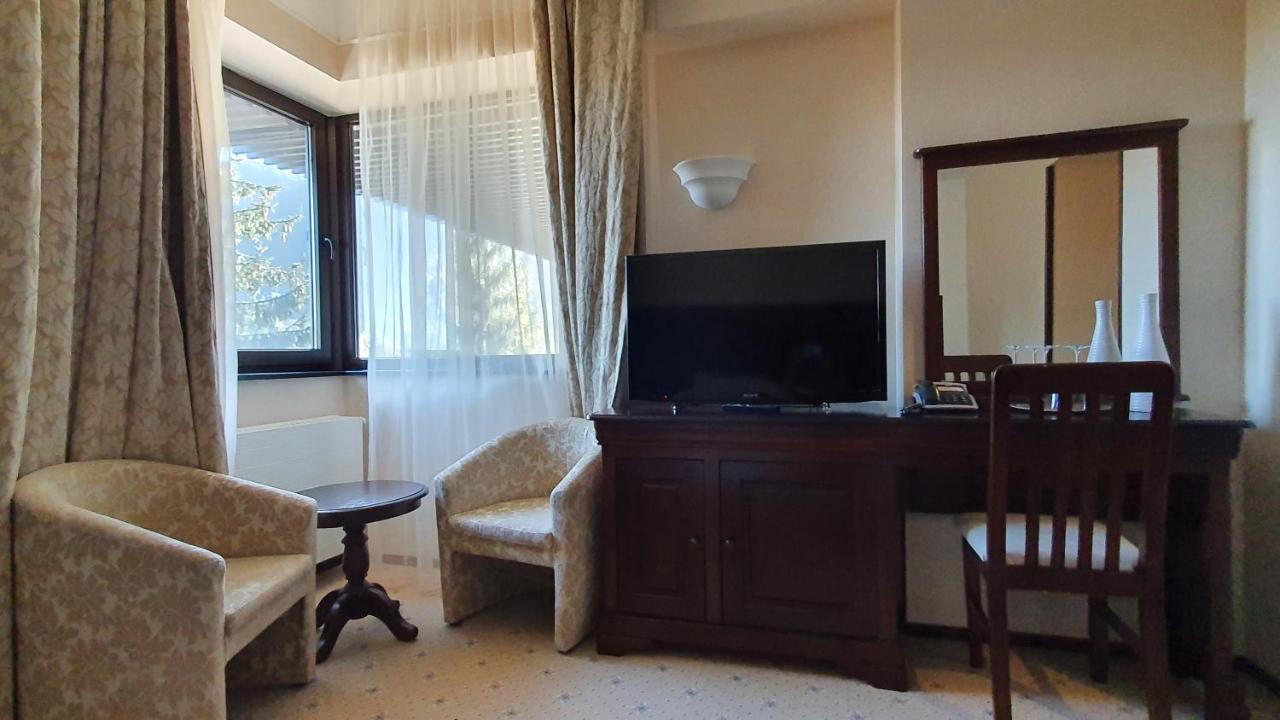 Apartament 2706 Alpin Resort, Etaj 7, Poiana Brasov Bagian luar foto